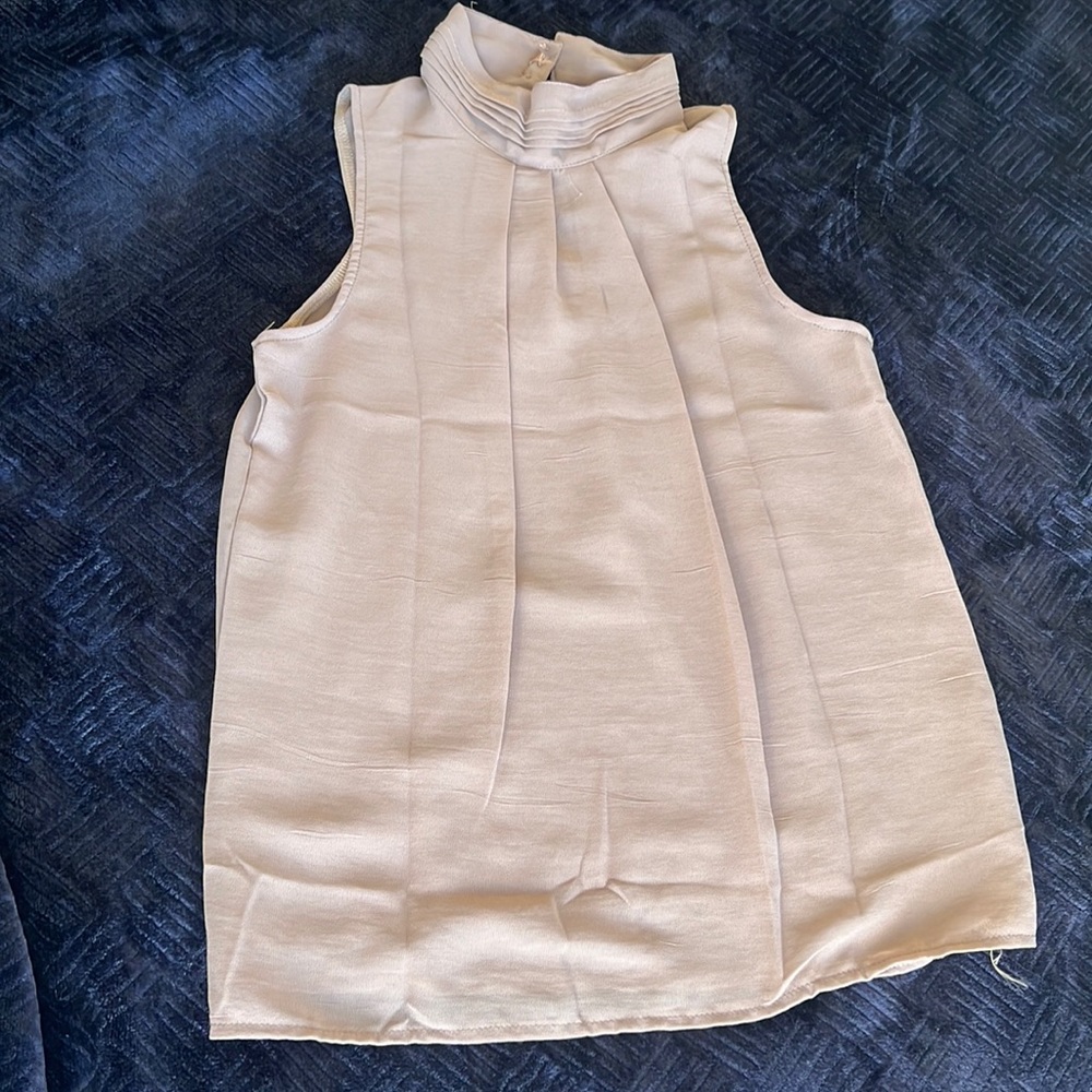 Tops size s